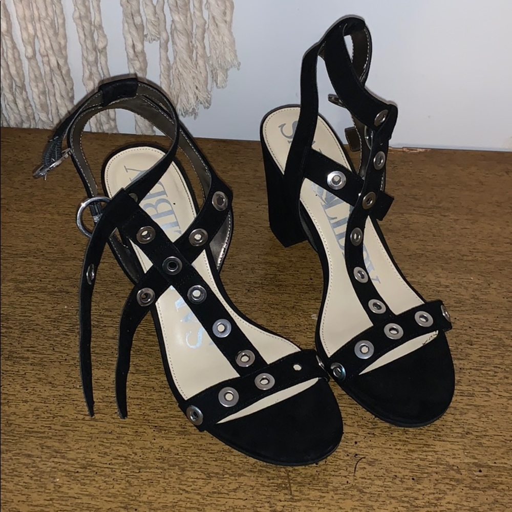 Black chunky heels